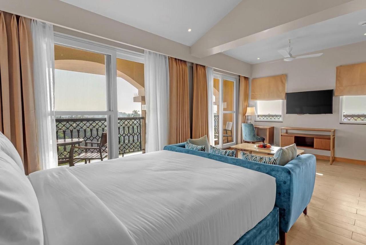 Fairfield By Marriott Goa Calangute Hotel ภายนอก รูปภาพ